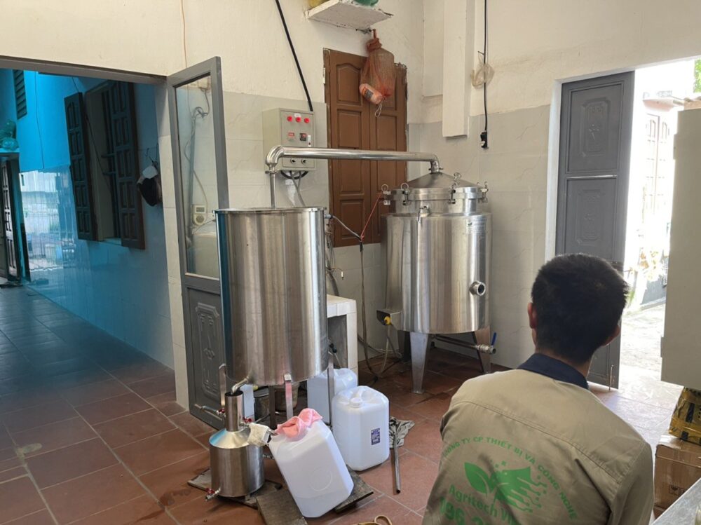 noi chung cat tinh dau 200 lit dun dien agritech