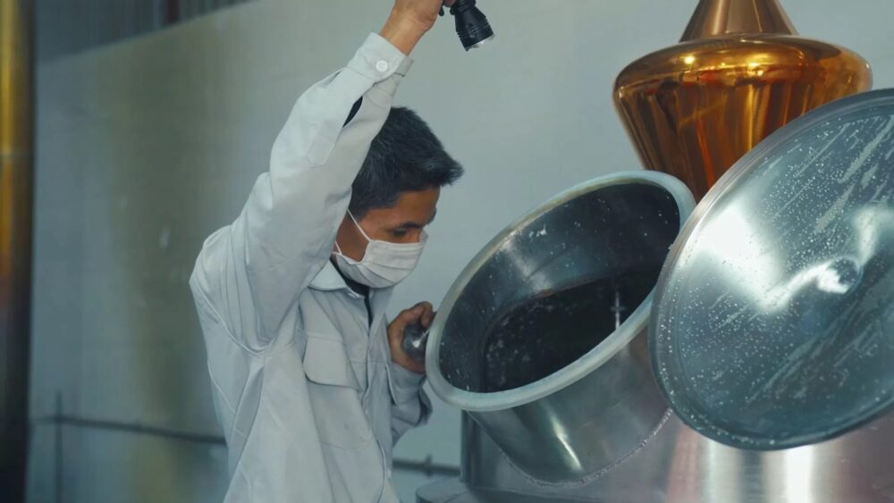 bán nồi nấu rượu bằng đồng đỏ