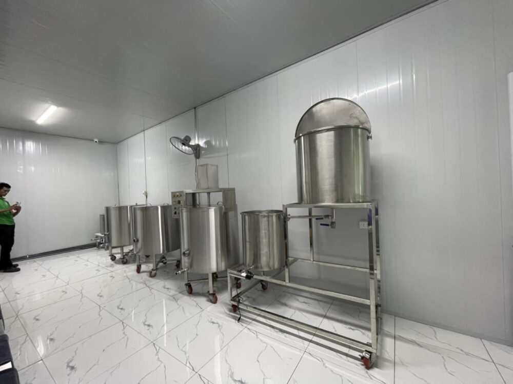 DÂY CHUYỀN SẢN XUẤT TRÀ SỮA PHA SẴN