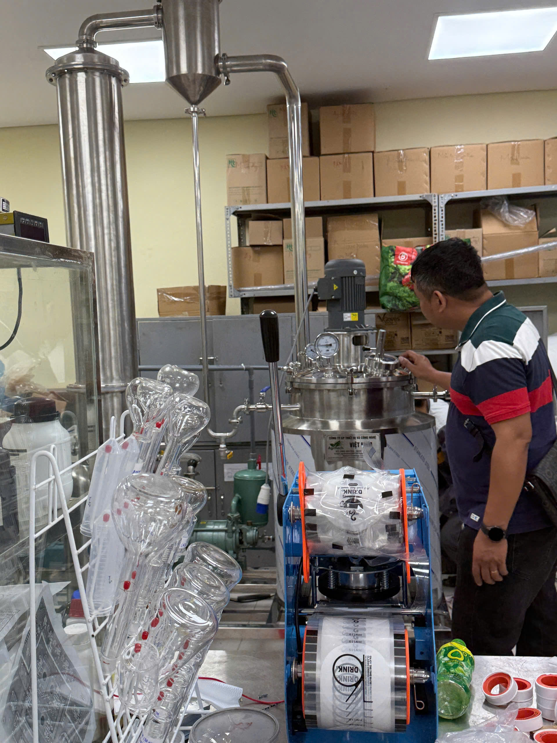 Đột phá sản xuất với công nghệ hệ thống cô Đặc chân không tiệt trùng tiên tiến (5)
