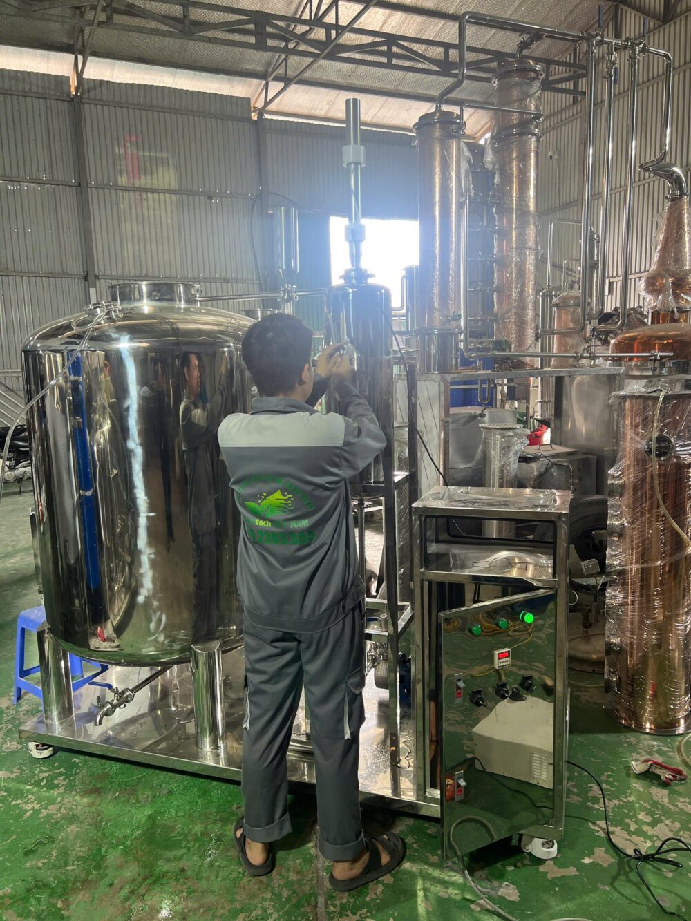 máy làm già rượu công nghệ nano giá rẻ cho hộ gia Đình (1)