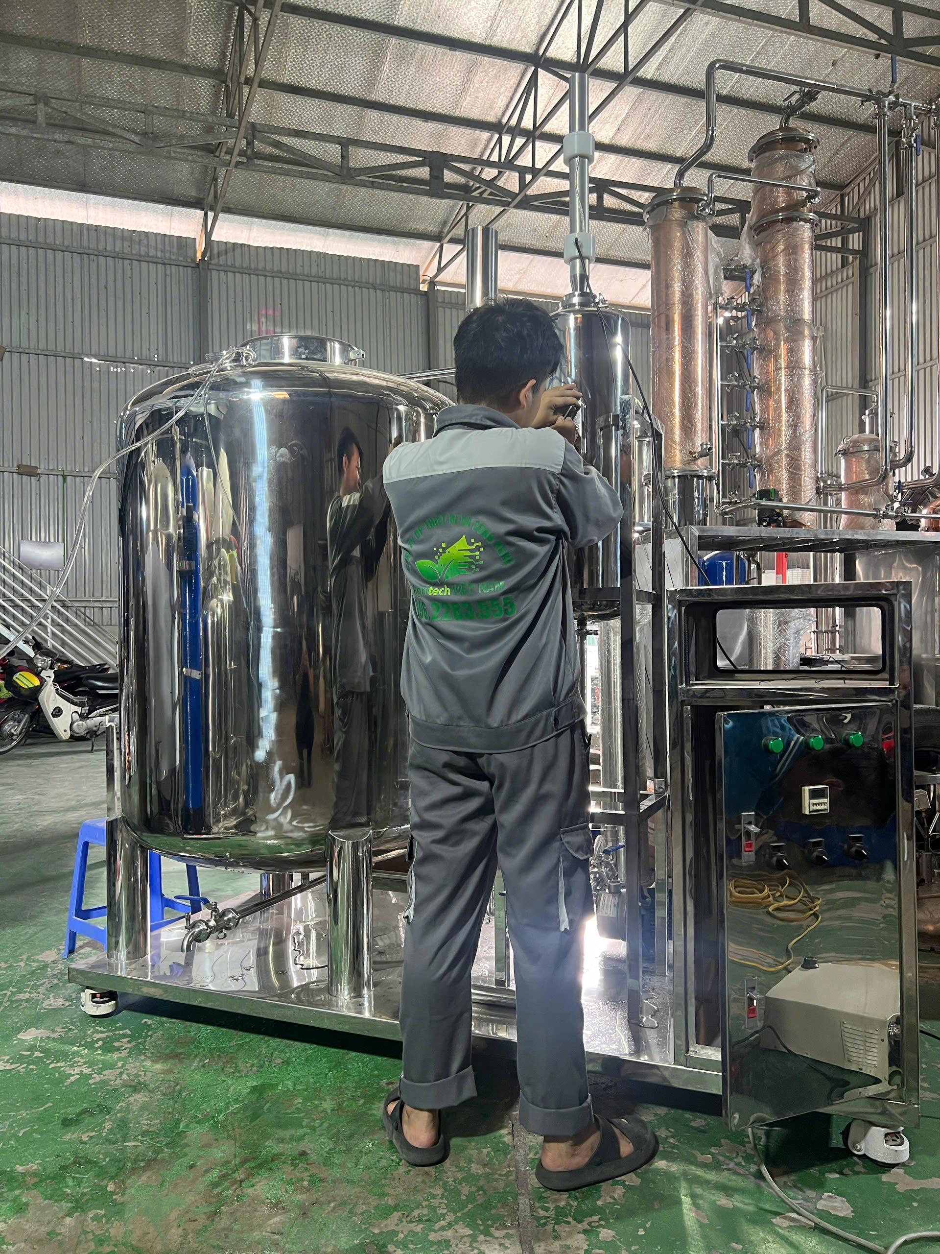 máy làm già rượu công nghệ nano tăng tuổi rượu chỉ 2 4 giờ (2)