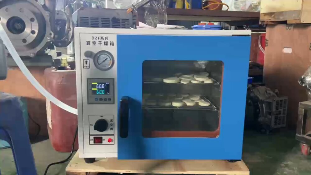 AGRITECH VIỆT NAM 53 tu say phong thi nghiem