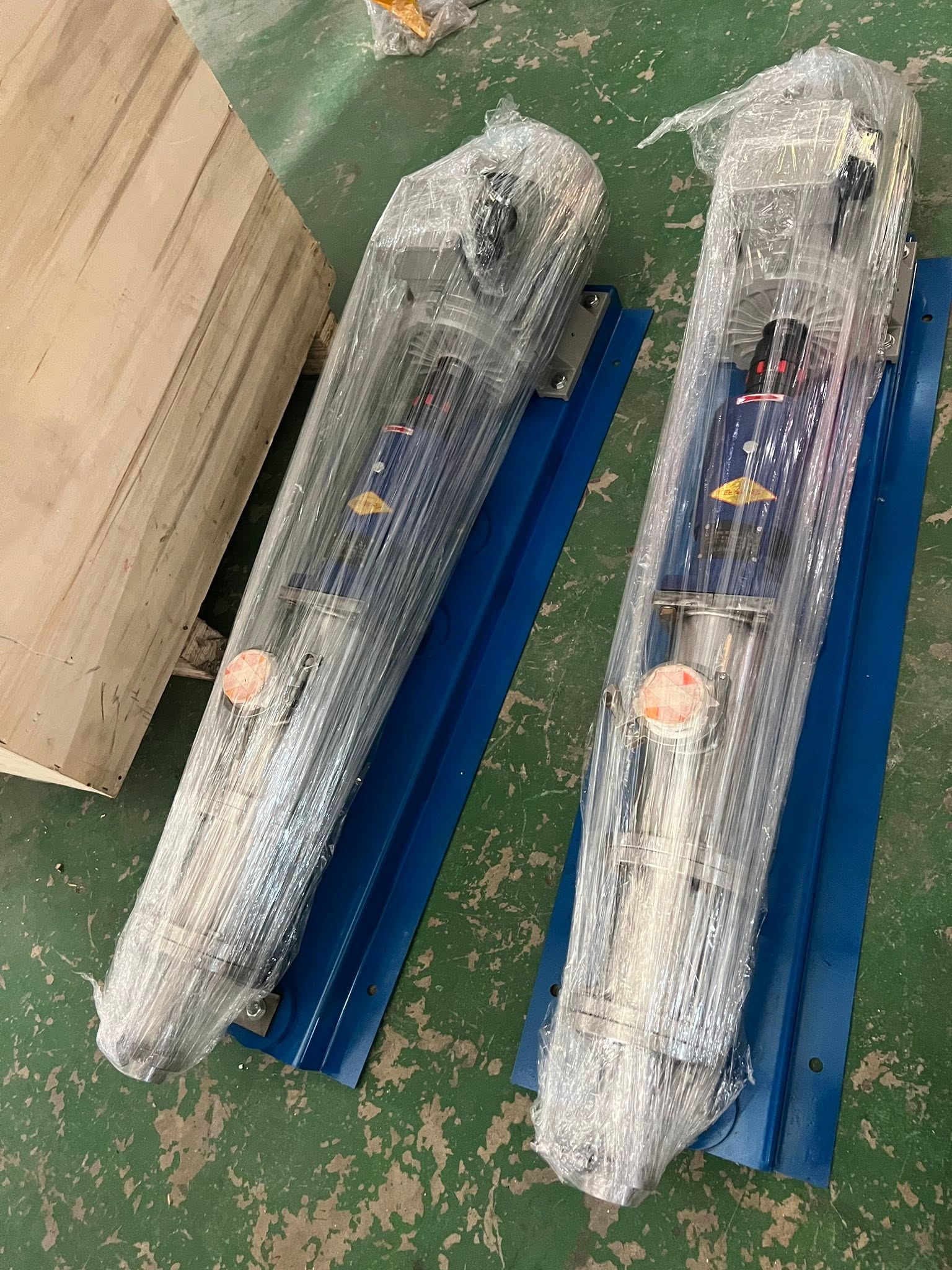 Bơm Trục Vít Mật Ong 7 724408791_1703500967364234_3320633504053109542_n
